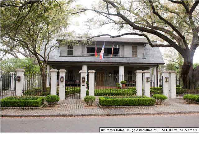 THIS 1928 MASTERPIECE LISTED ON THE NATIONAL REGIS