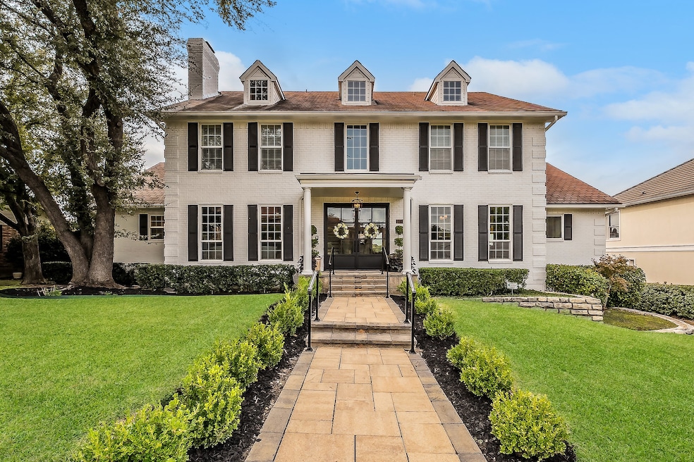 For Sale $1,850,000 • Co-Listing Agent