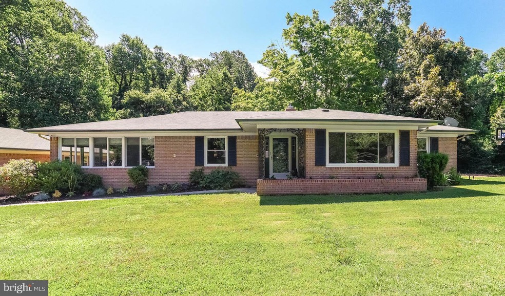 26332 Cherry Ln, Hollywood, MD 20636 - photo 1