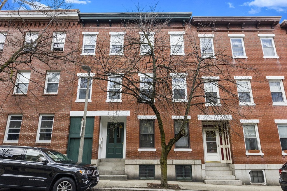 98 Elm St, Charlestown, MA 02129 - photo 1