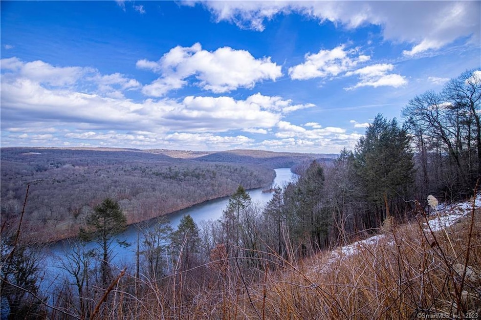 28 Pumpkin Hill Ln, New Milford, CT 06776 - photo 1