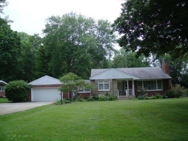 519 N Marshall Ave, Marshall, MI 49068 - photo 1
