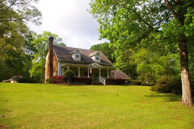 1160 David Benjamin Dr, McComb, MS 39648 - photo 1