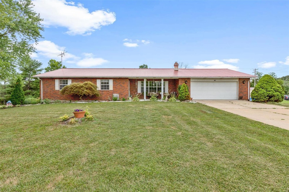 2756 Wycliff Dr, Farmington, MO 63640 - photo 1