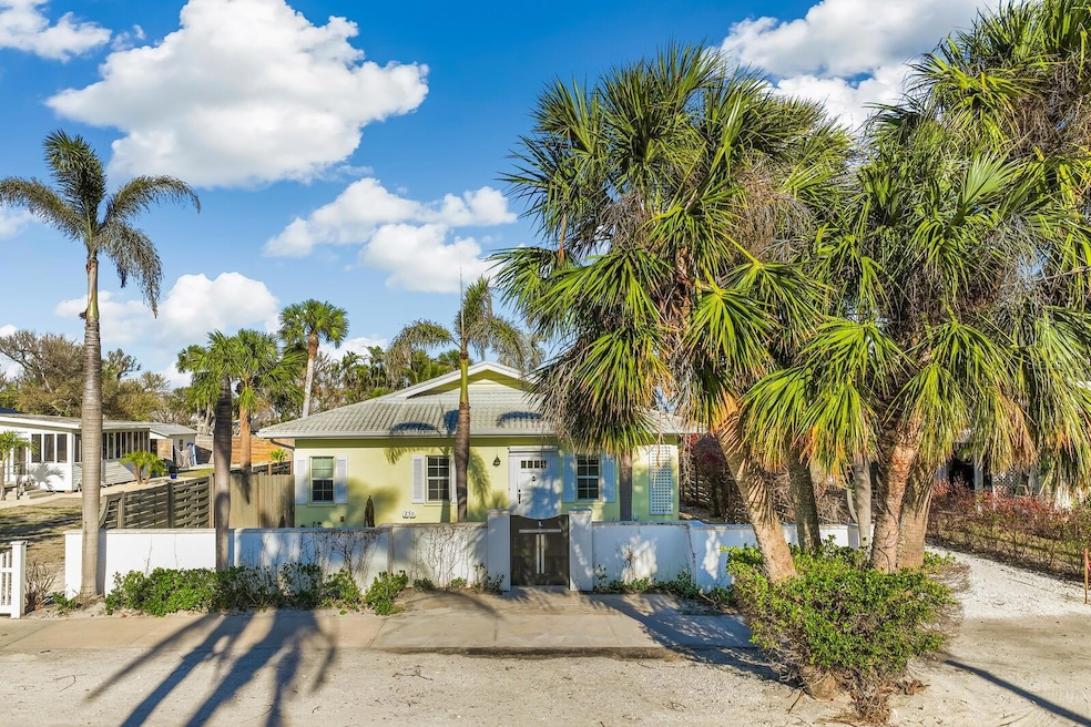 Sold $2,400,000 • Co-Listing Agent