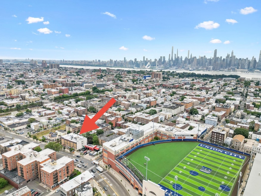 2608 Kennedy Blvd unit 1, Union City, NJ 07087 - photo 1