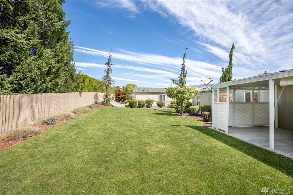 527 Nahalee Dr, East Wenatchee, WA 98802 - photo 1