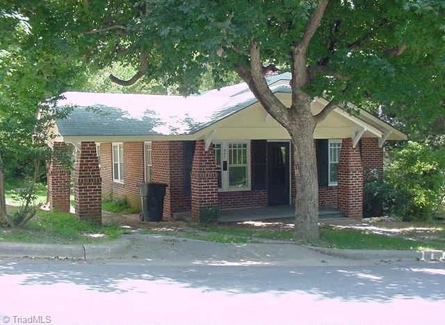 201 Spring Garden St, Asheboro, NC 27203 - photo 1