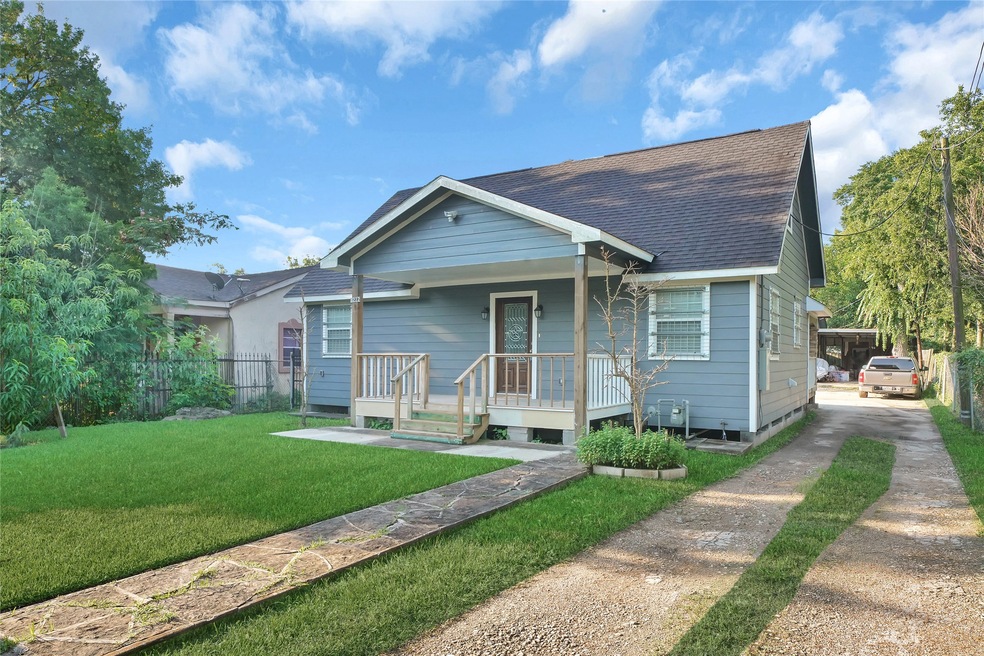 8222 Easton St, Houston, TX 77017 - photo 1