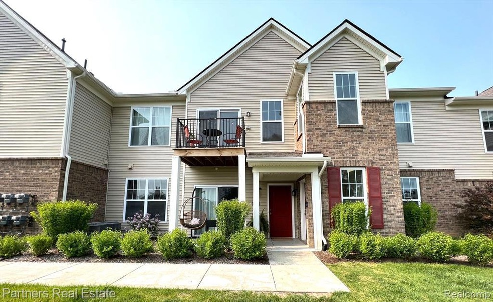 9788 Ridge Run St unit 65, Howell, MI 48855 - photo 1