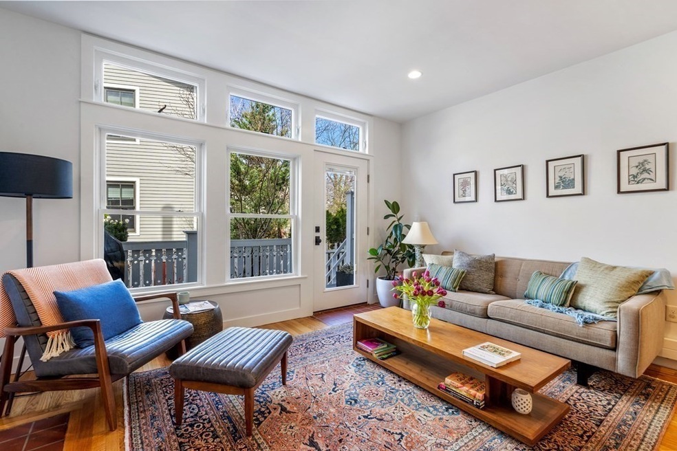 31 Market St unit B, Cambridge, MA 02139 - photo 1