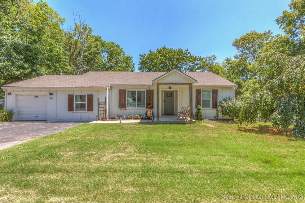 1011 N 4th St, Broken Arrow, OK 74012 - photo 1