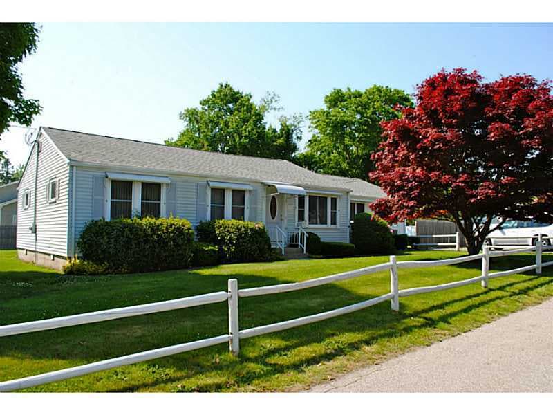 2 Frank Low St, Narragansett, RI 02882 - photo 1