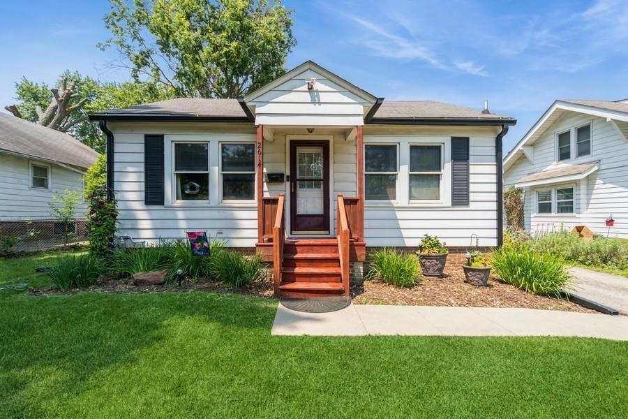 2614 40th Place, Des Moines, IA 50310 - photo 1