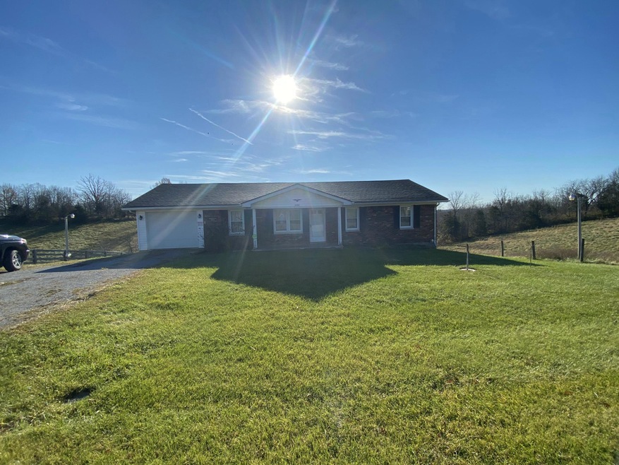 4484 Talmage Mayo Rd, Harrodsburg, KY 40330 - photo 1