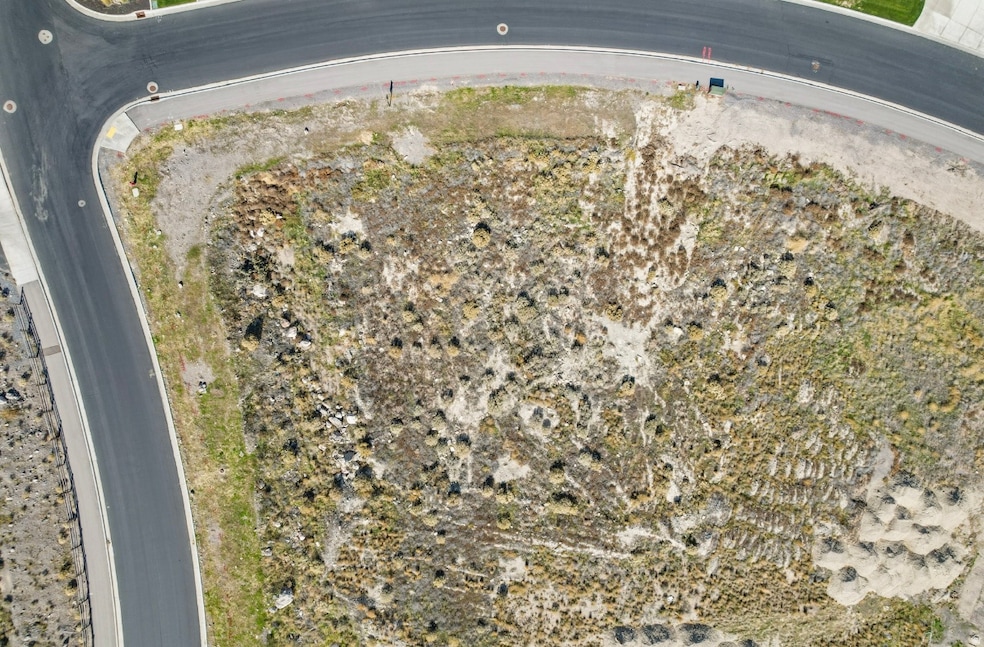 9532 N Belle St unit 626, Eagle Mountain, UT 84005 - photo 1