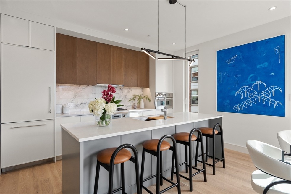 595 Albany St unit 402, Boston, MA 02118 - photo 1