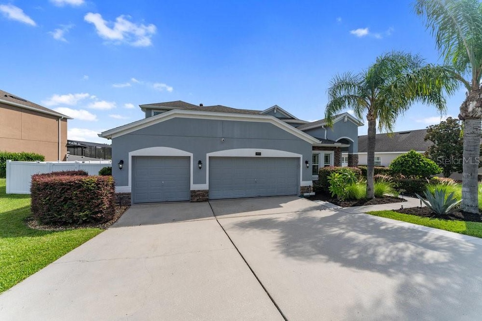 12631 Hammock Pointe Cir, Clermont, FL 34711 - photo 1