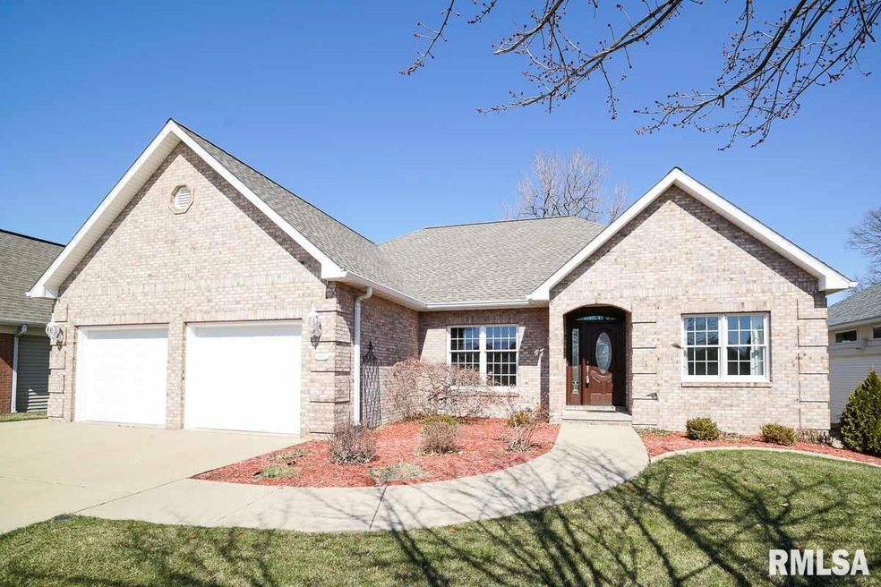 4419 W Jewelwood Ct, Peoria, IL 61615 - photo 1