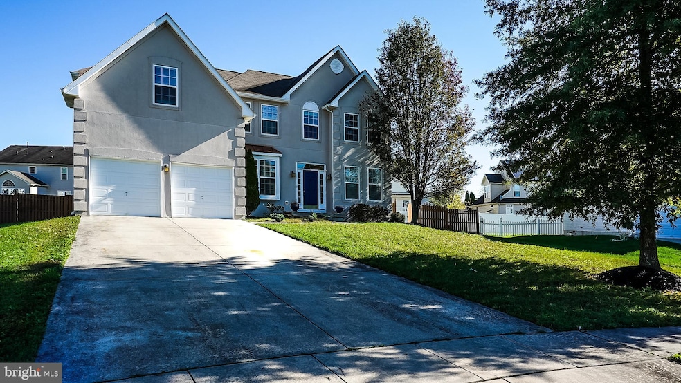 712 Meade Ct, Williamstown, NJ 08094 - photo 1