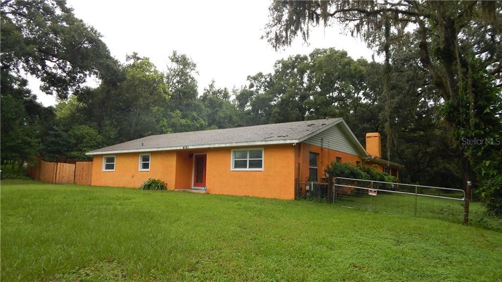 6121 Massey Rd, Zephyrhills, FL 33542 - photo 1