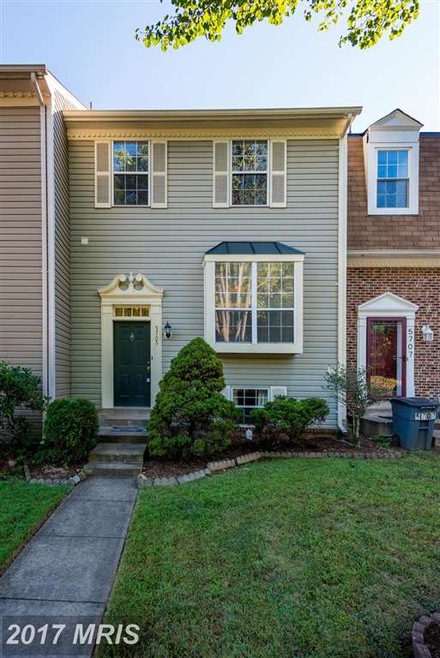 5705 Mason Bluff Dr, Burke, VA 22015 - photo 1