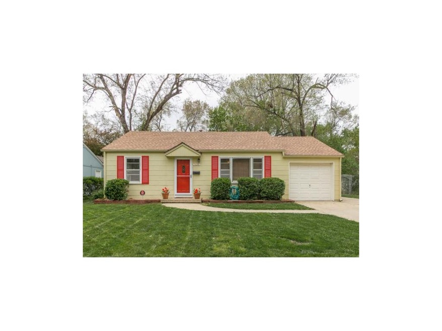 Darling home with new roof & exterior paint in Spr