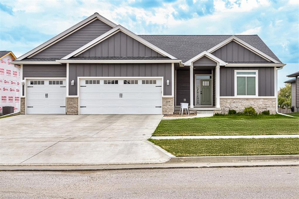 For Sale $615,000 • Co-Listing Agent