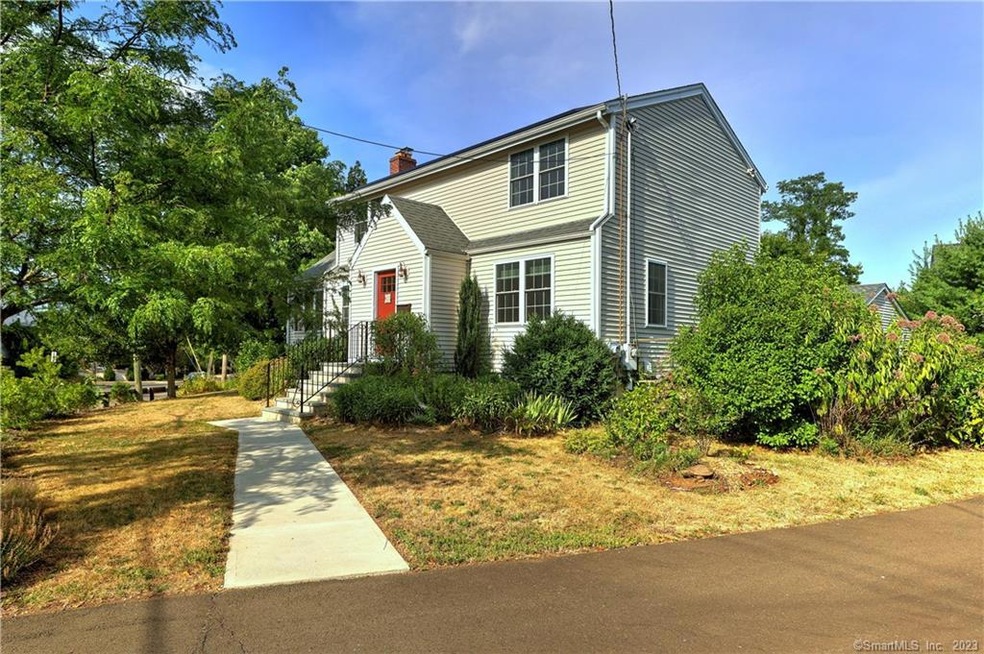 East/West sited spacious colonial!