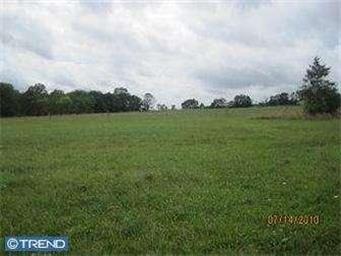 319 Swartley Rd, Hatfield, PA 19440 - photo 1