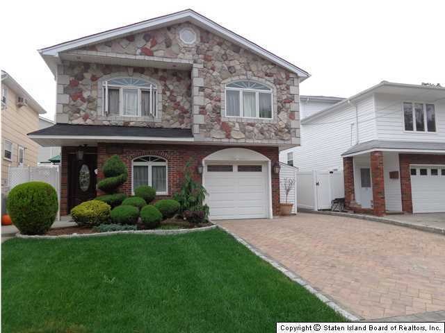 19 Edgegrove Ave, Staten Island, NY 10312 - photo 1