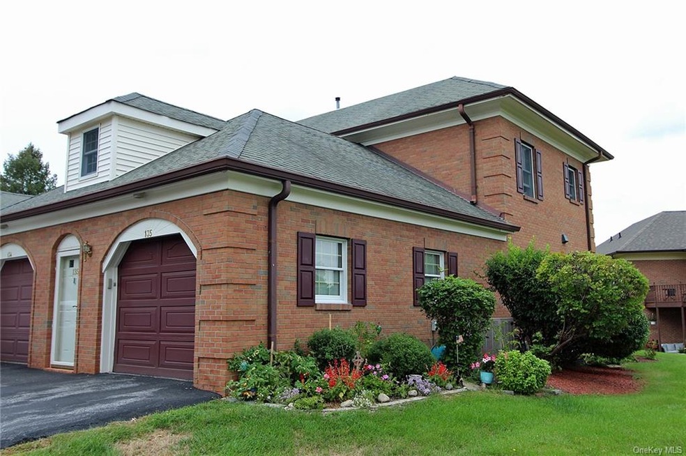 135 High Point Cir, Newburgh, NY 12550 - photo 1