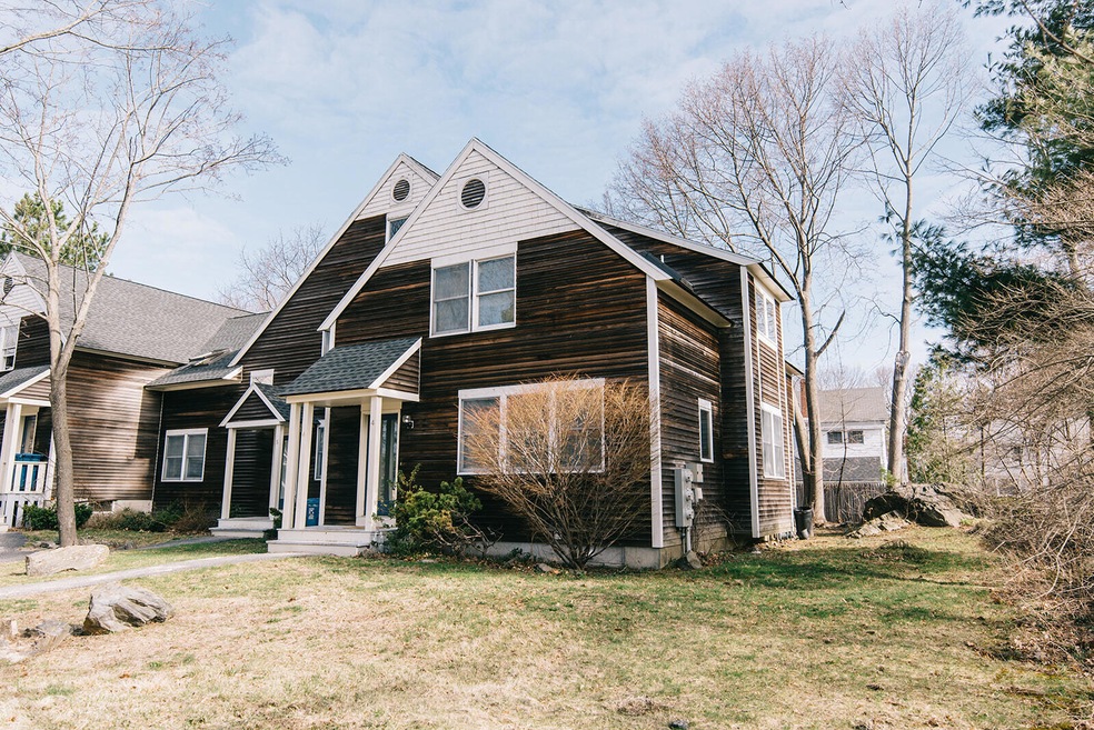 401 Brighton Ave unit 4, Portland, ME 04102 - photo 1