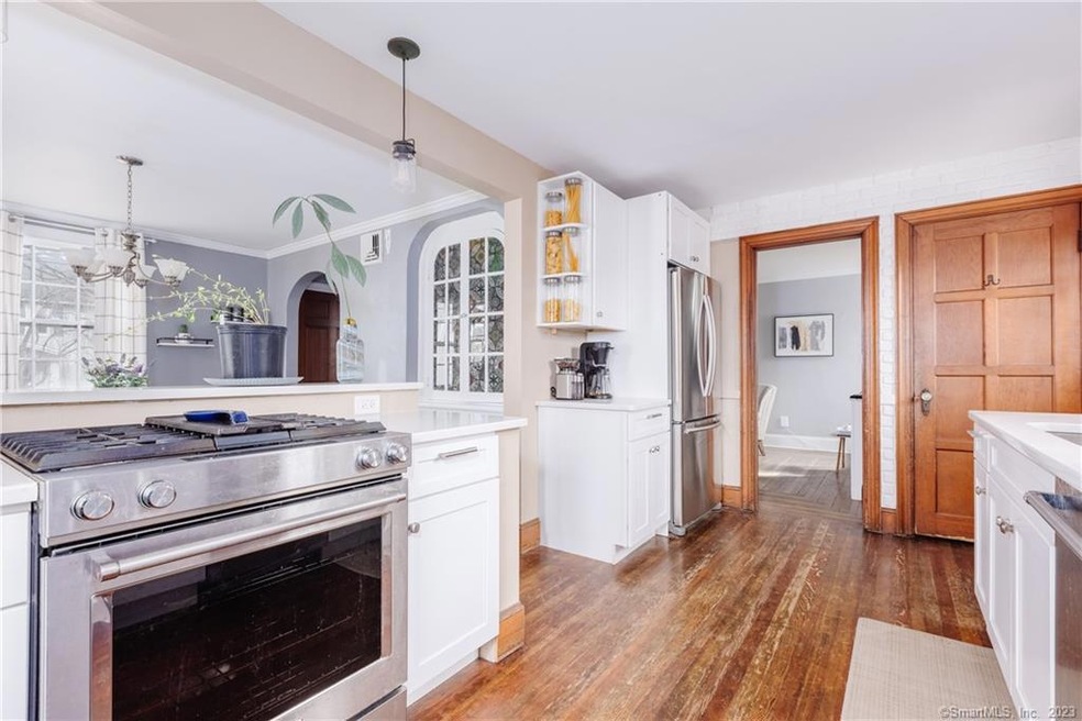 96 N Hoadley St, Naugatuck, CT 06770 - photo 1