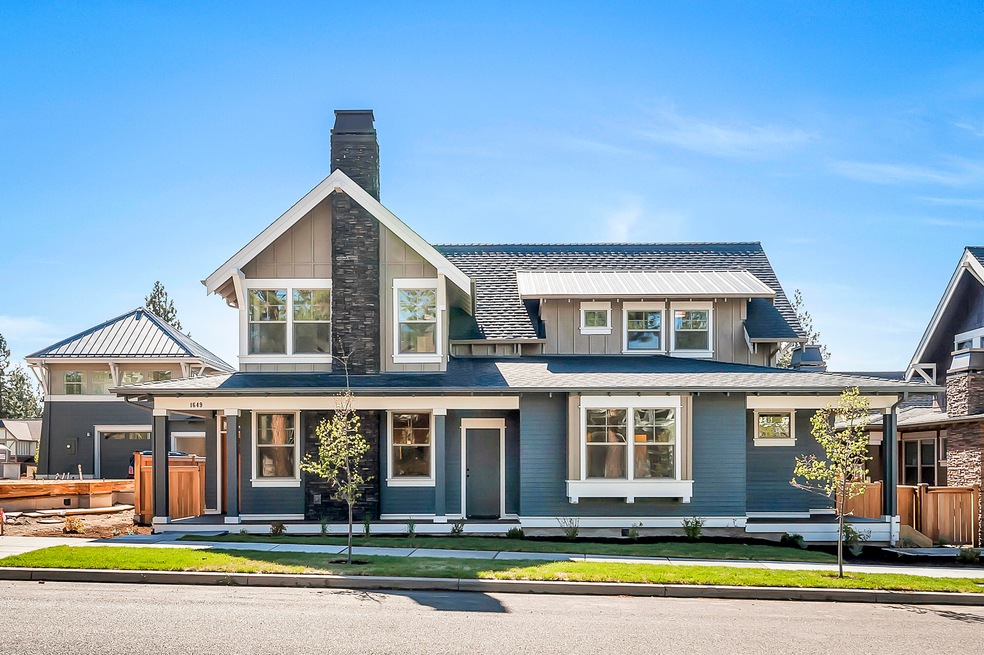 1671 NW William Clark St - 1