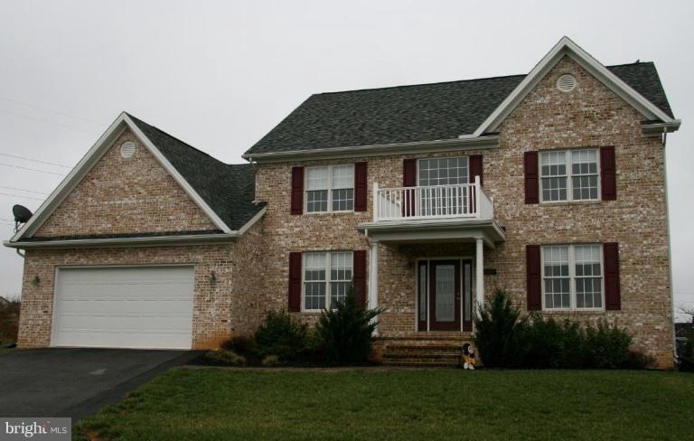 18907 Island Dr, Hagerstown, MD 21742 - photo 1