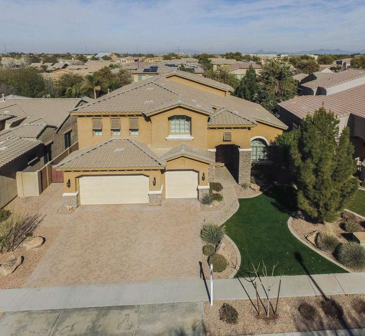 001-Front_Aerial