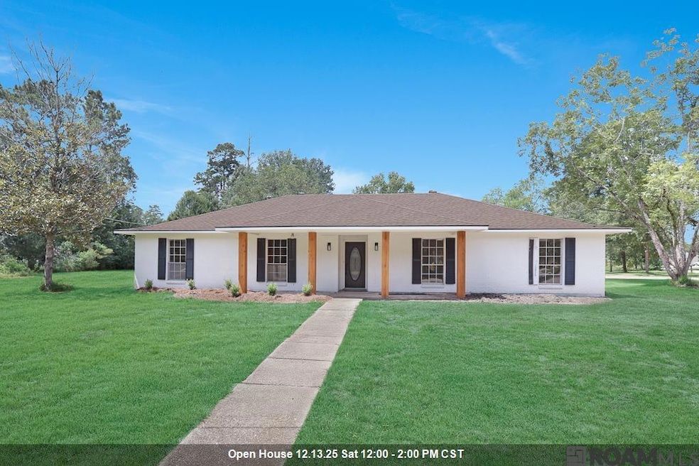 9536 Fairway Dr, Denham Springs, LA 70726 - photo 1