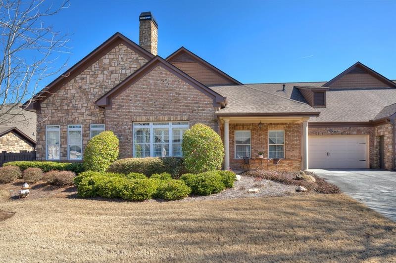 Beautiful brick and stone villa in an active adult