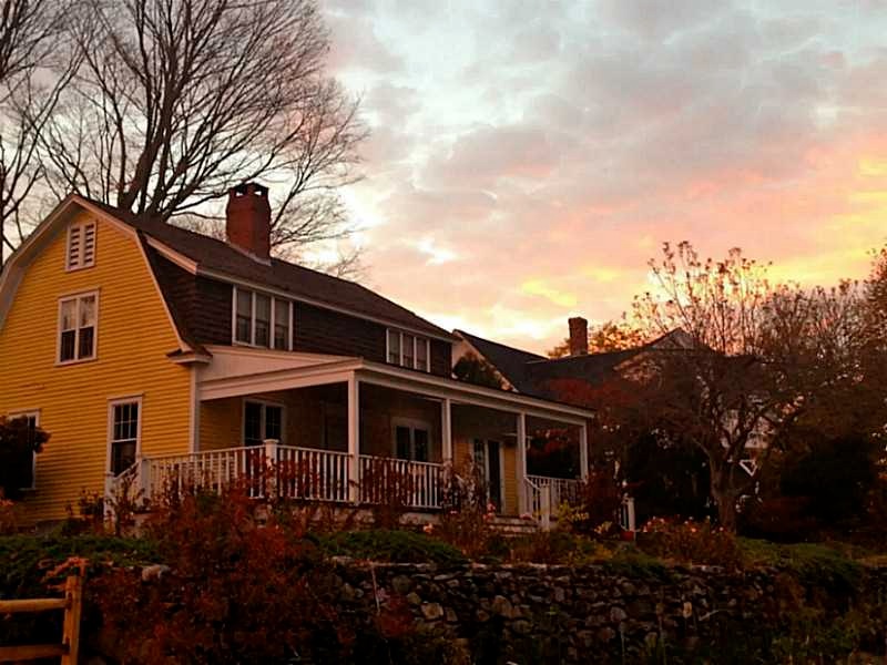 66 Willett Rd, Saunderstown, RI 02874 - photo 1