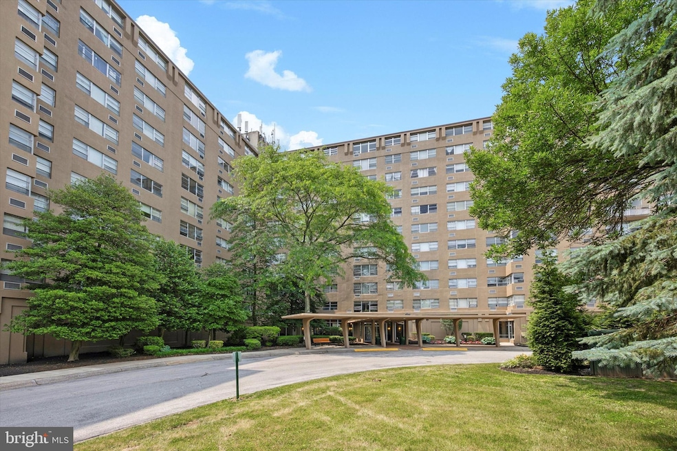 Radnor House unit 314, Bryn Mawr, PA 19010 - photo 1