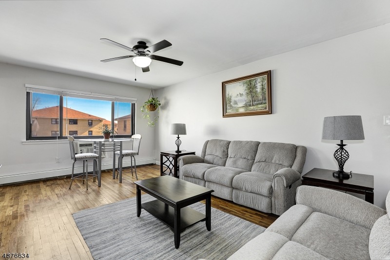 401 US Highway 22 unit 38B, North Plainfield, NJ 07060 - photo 1