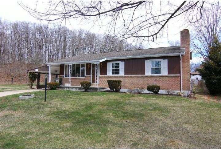 2475 Berkley Rd, Reading, PA 19605 - photo 1
