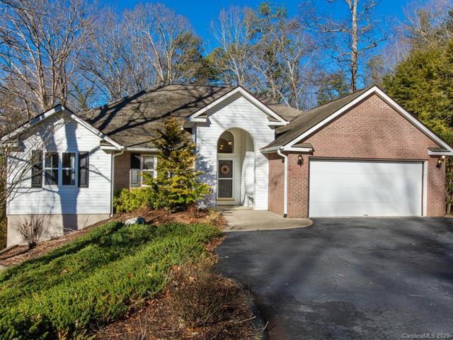 400 Heather Marie Dr, Hendersonville, NC 28792 - photo 1