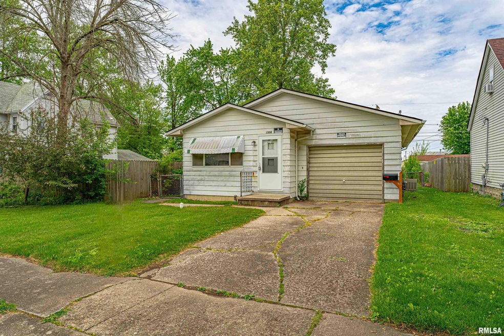 1508 Broadway St, Lincoln, IL 62656 - photo 1