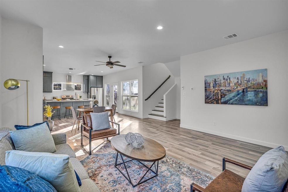 2716 Ennis Ave, Fort Worth, TX 76111 - photo 1