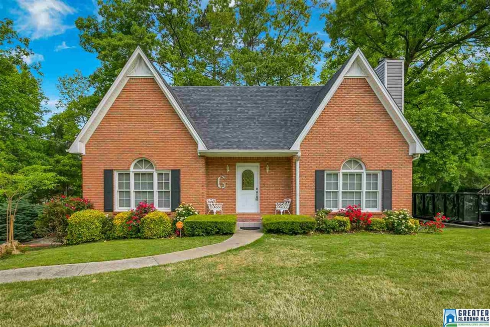 4818 Highland Trace Dr, Birmingham, AL 35215 - photo 1