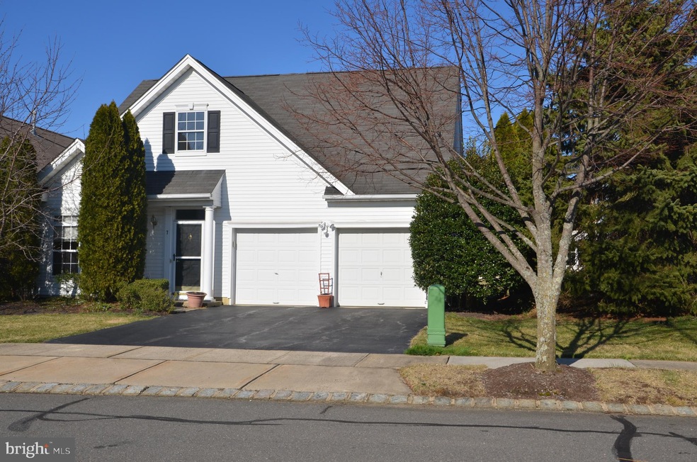 7 Pinflower Ln, Princeton Junction, NJ 08550 - photo 1