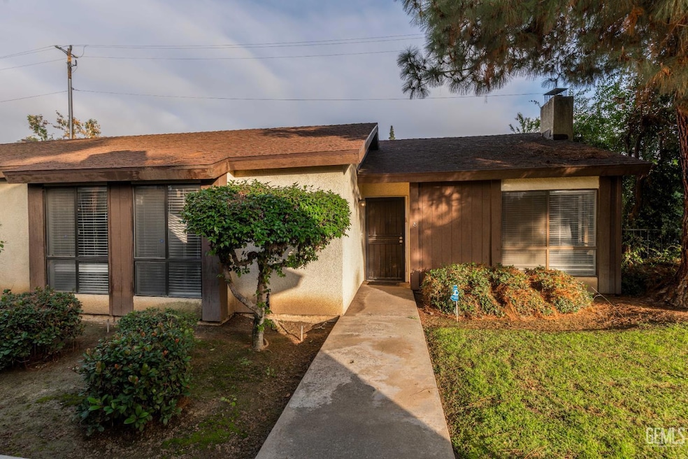 600 New Stine Rd unit 8, Bakersfield, CA 93309 - photo 1