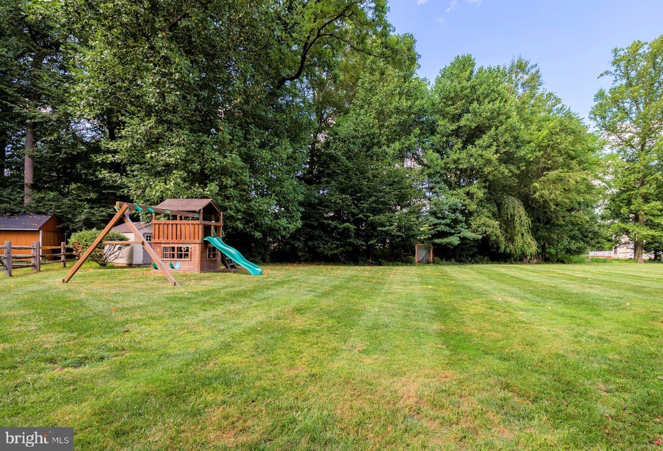 6 Roosevelt Cir, Downingtown, PA 19335 - photo 1